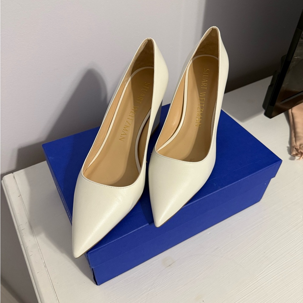 NEW Stuart Weitzman White Women's Pointed Toe Block Heel Pumps